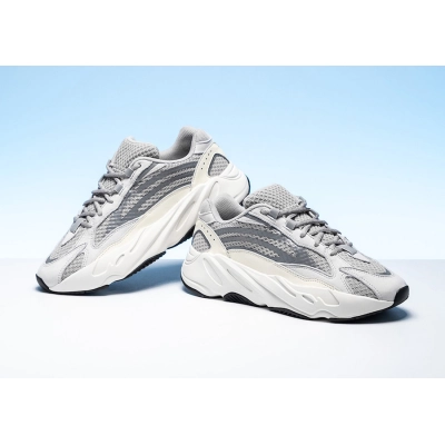 Yeezy Boost 700 V2 “Static” EF2829 02