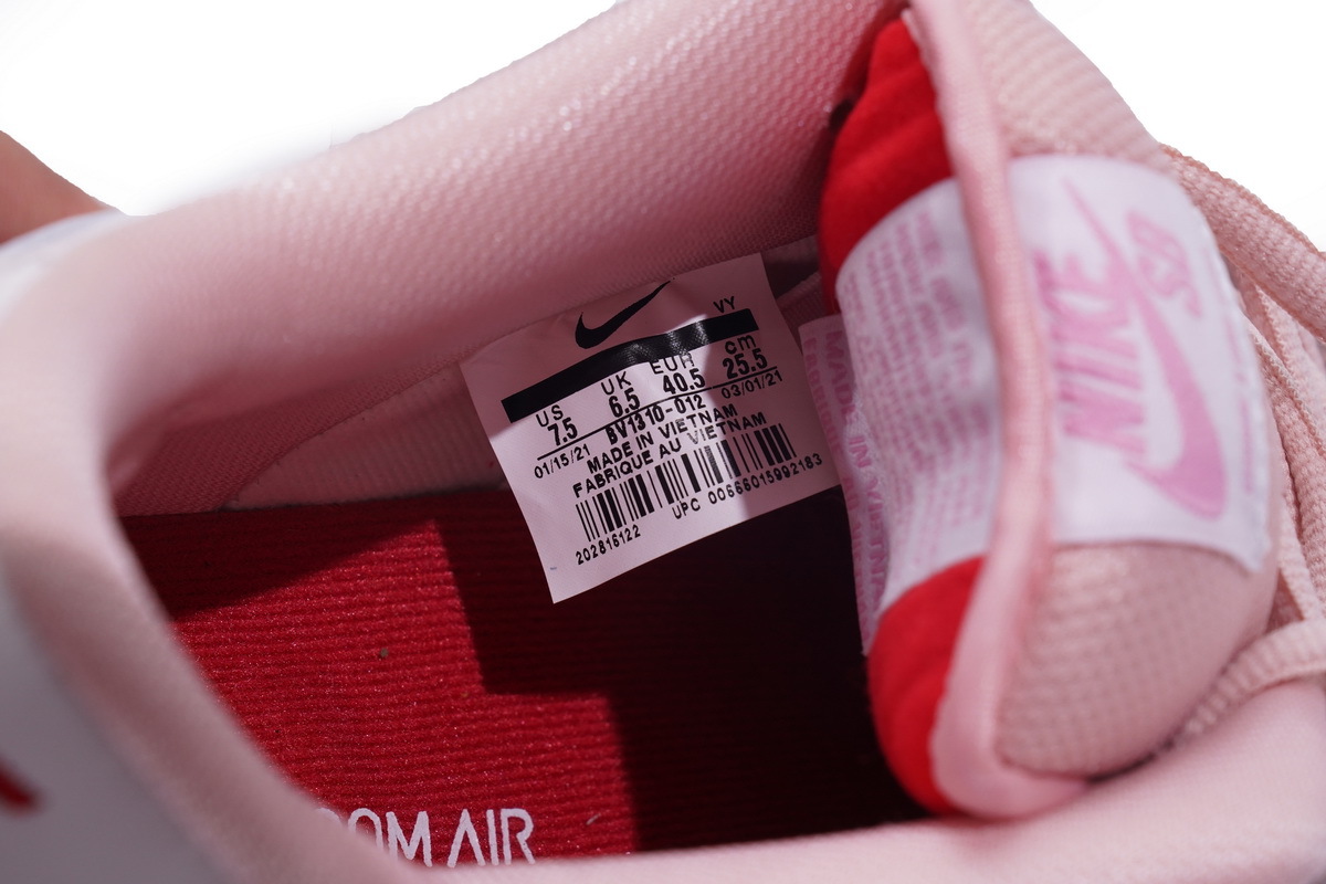 Nike SB Dunk Low PRO OG QS Pink Pigeon BV1310-012 ??nike