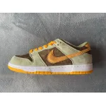 Nike Dunk Dusty Olive