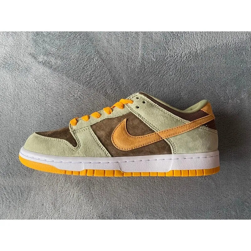Nike Dunk Dusty Olive