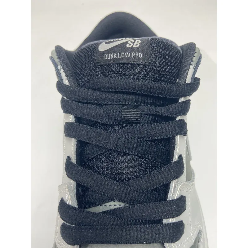 Nike SB Dunk Low Pro Iso“VX1000 Camcorder” CV1659-001 ??nike