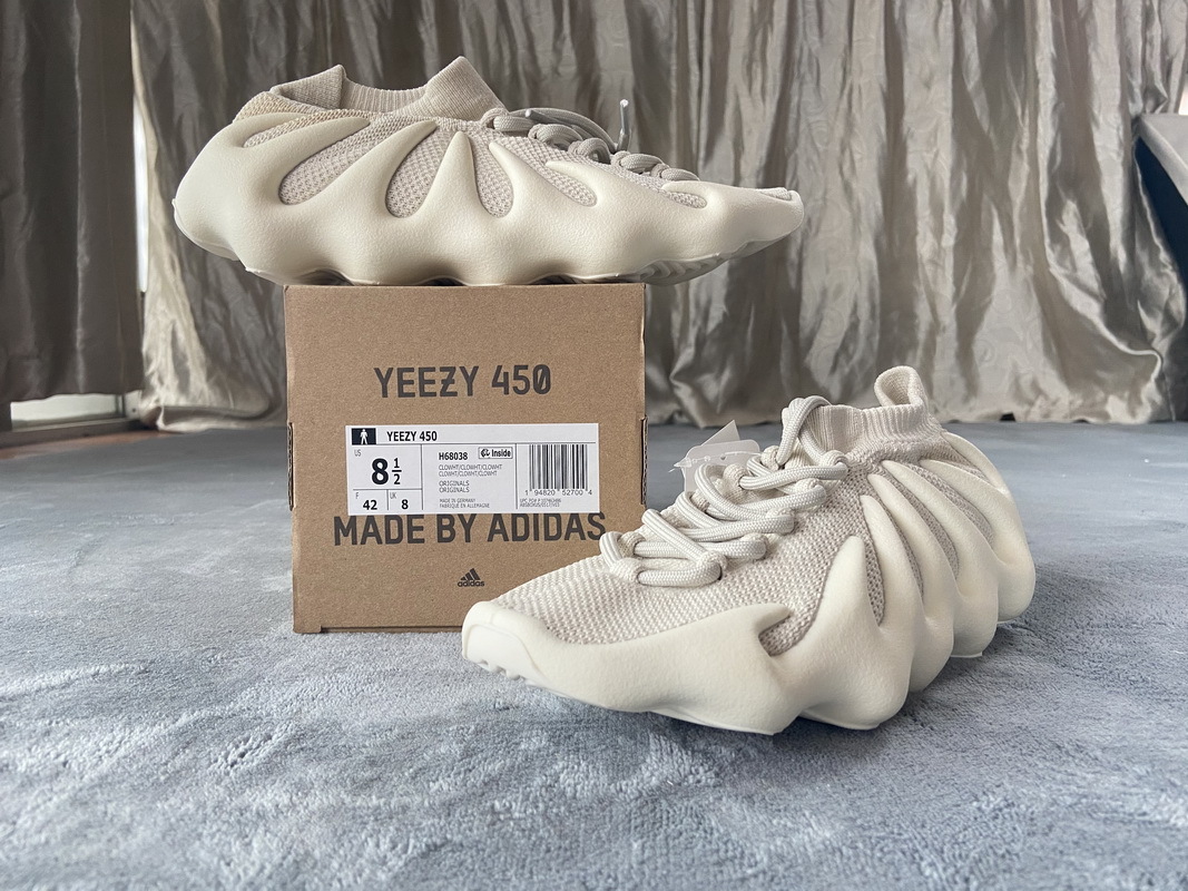 Yeezy Cloud 450
