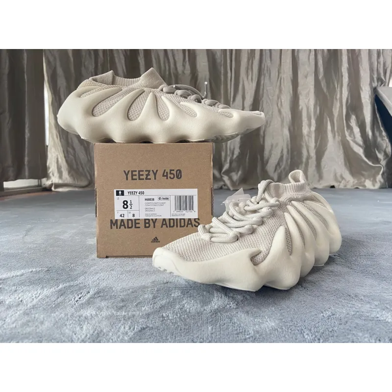 Yeezy Cloud 450