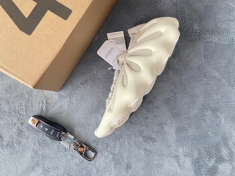 Cloud White Yeezy 450