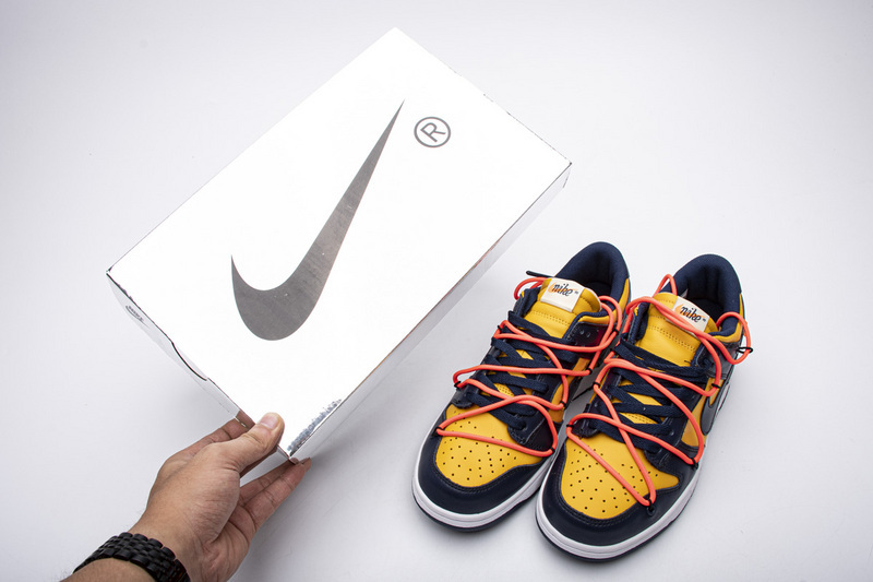 OFF WHITEx Nike Dunk SB Low White Michigan  CT0856-700 ??nike