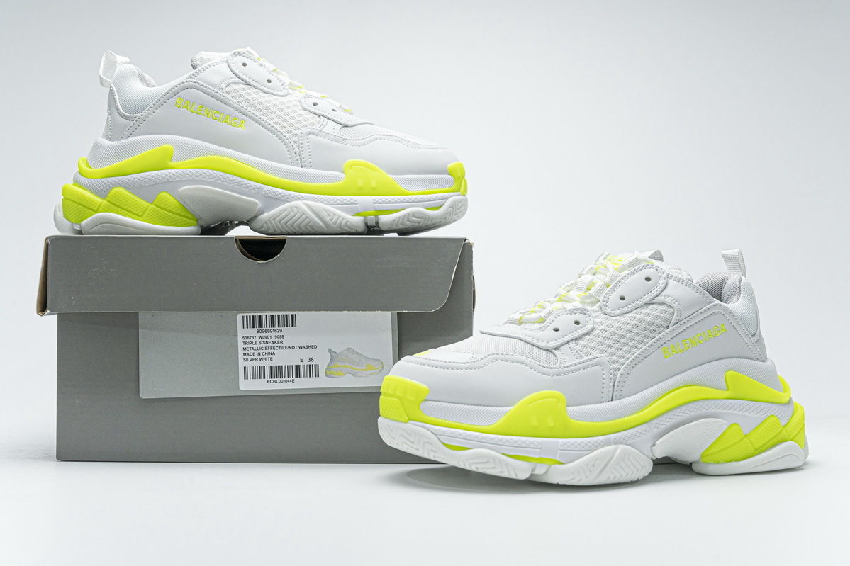 Balenciaga Triple S Fluorescent White 536737 W0901 9088 ??