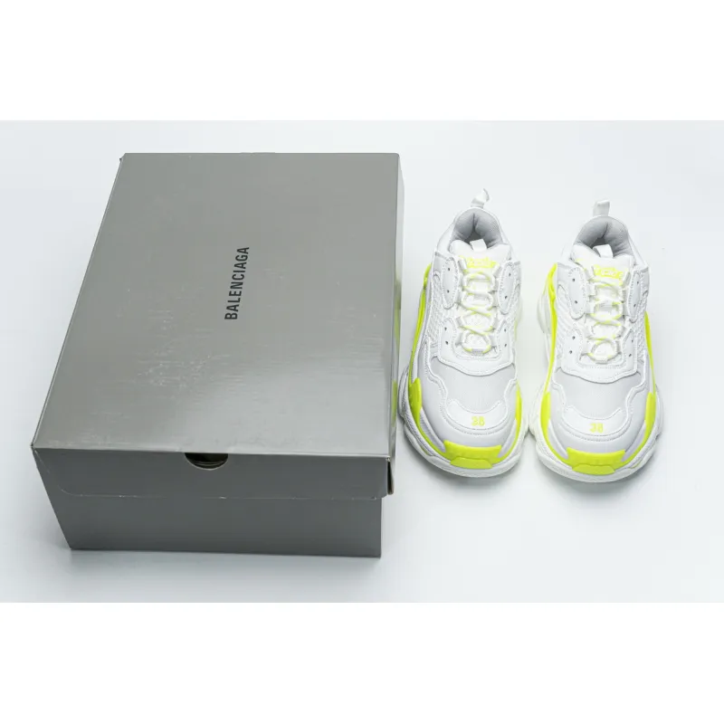 Balenciaga Triple S Fluorescent White 536737 W0901 9088 ??