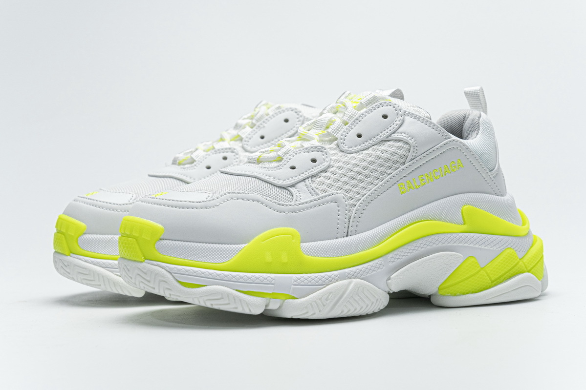 Balenciaga Triple S Fluorescent White 536737 W0901 9088 ??