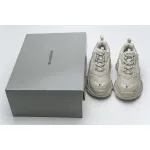 balenciaga triple s