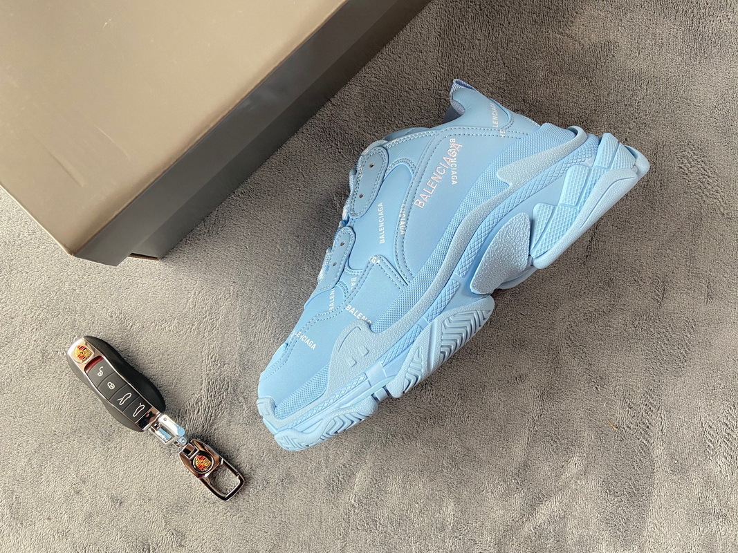  Balenciaga Triple S Moonlight 536737 W2FA1 4090 ??