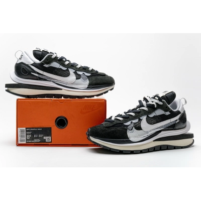 Sacai x Nike Pegasua Vaporfly Black White CI9928-001  02