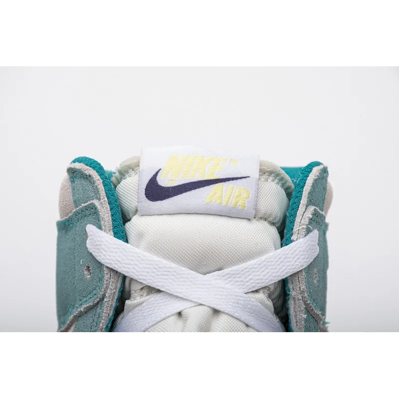 Air Jordan 1 OG Hi Retro “Turbo Green” 555088-311