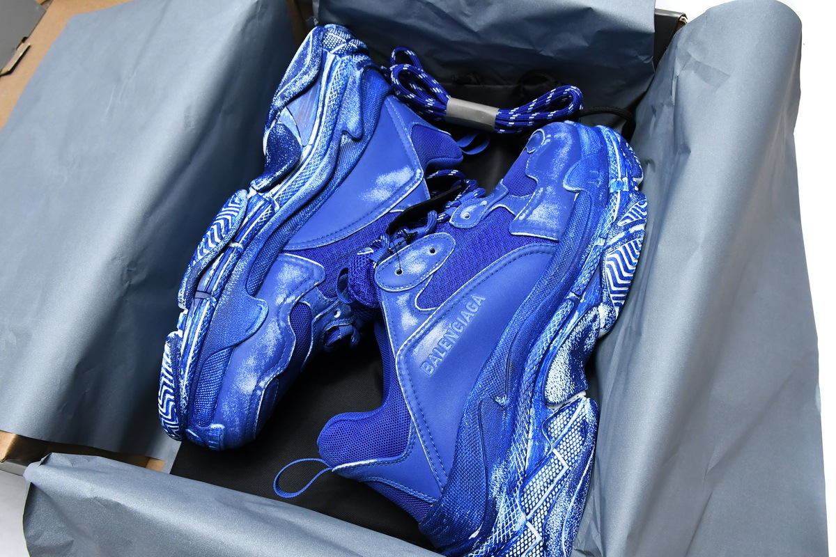 Balenciaga Triple S Blue 536737 W3CN3 4900 ??