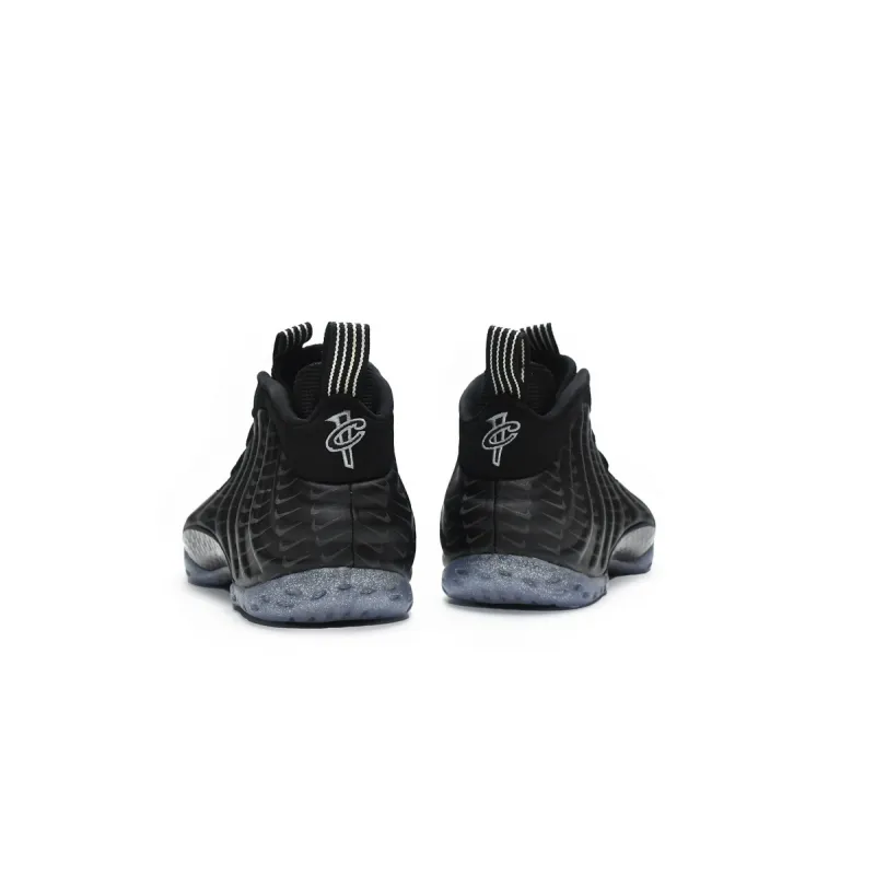 Nike Air Foamposite One QS CV0369-001 ??