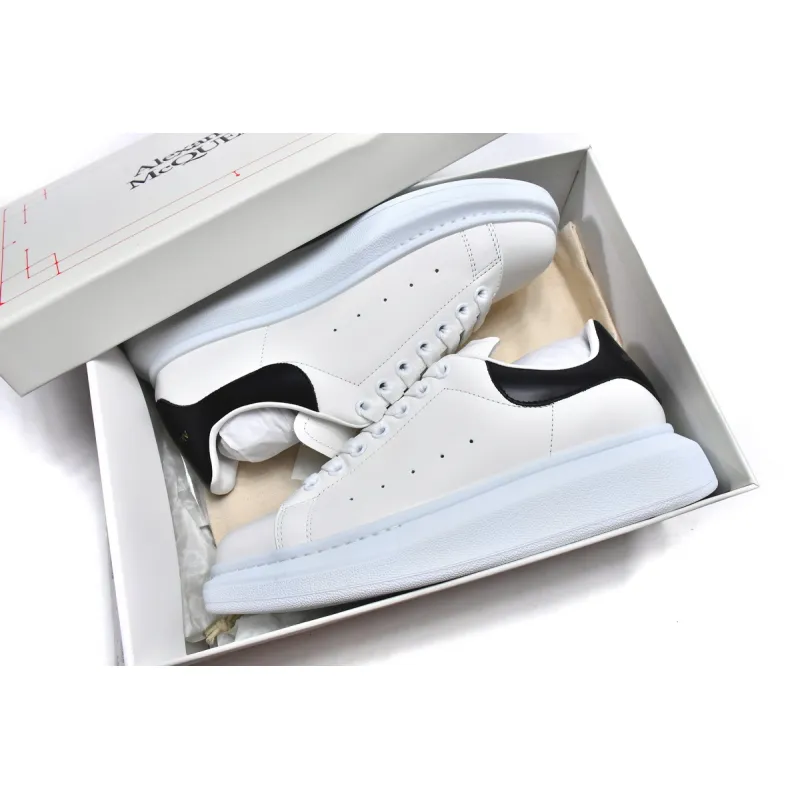Alexander McQueen Black and White 462214 WHGP7 9001