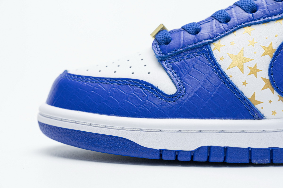Nike SB Dunk Low Supreme Stars Hyper Royal DH3228-100