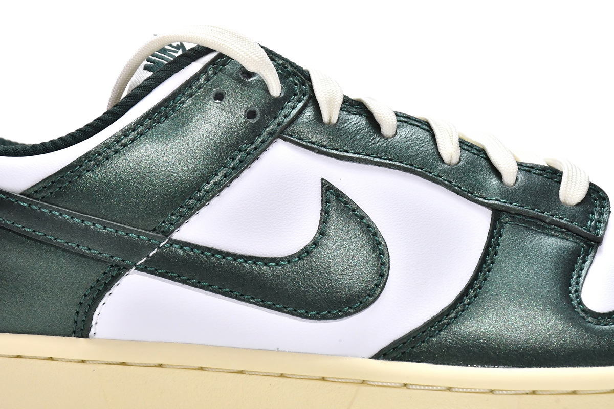 Nike Dunk Low Vintage Green DQ8580-100 