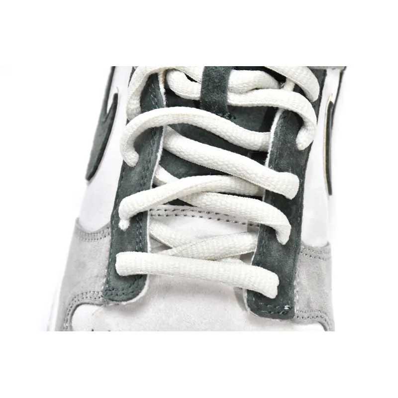Otomo Katsuhiro x Nike SB Dunk Low Steamboy OST LF0039-011