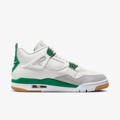 Nike SB x Air Jordan 4 Retro SP Pine Green DR5415-103  02