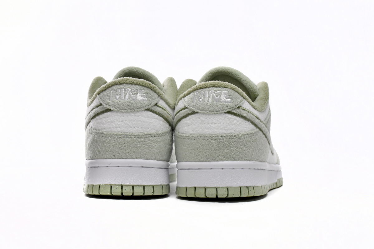 Nike Dunk Low SE Fleece Pack Honeydew