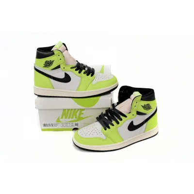 Air Jordan 1 Retro High OG Visionaire 555088-702 02