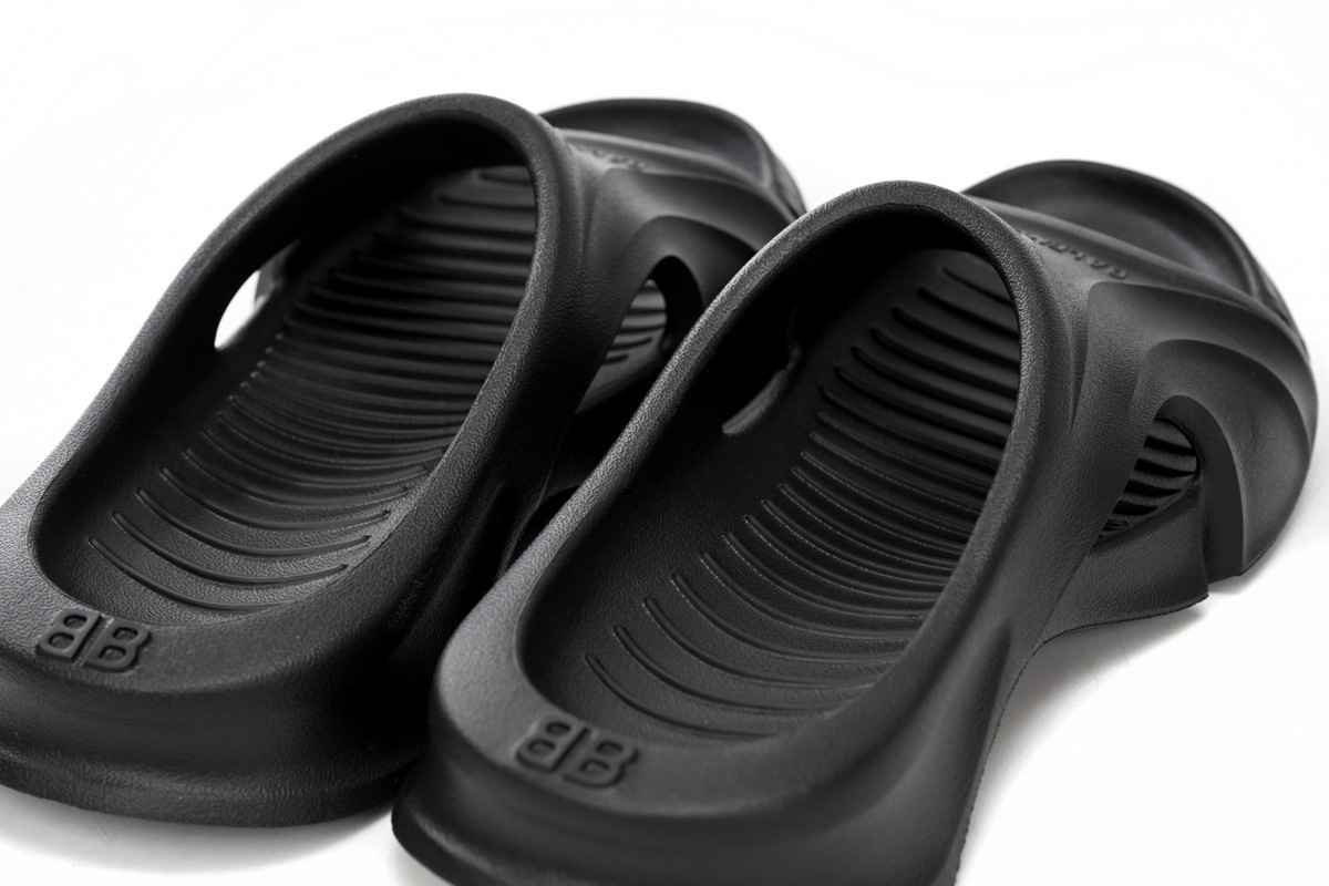 Balenciaga Mold Slide Sandal Black 653873W3CE21000