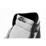 85 Black White