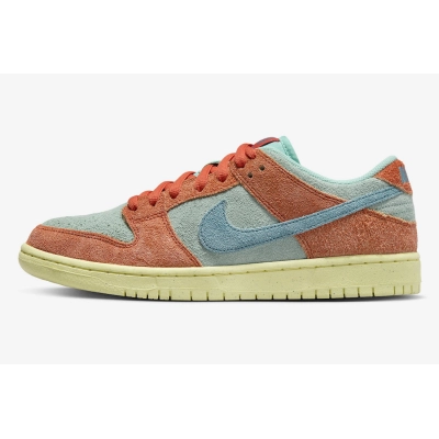 Nike SB Dunk Low Orange Emerald Rise DV5429-800 01