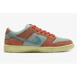 Dunk Low SB Noise Aqua