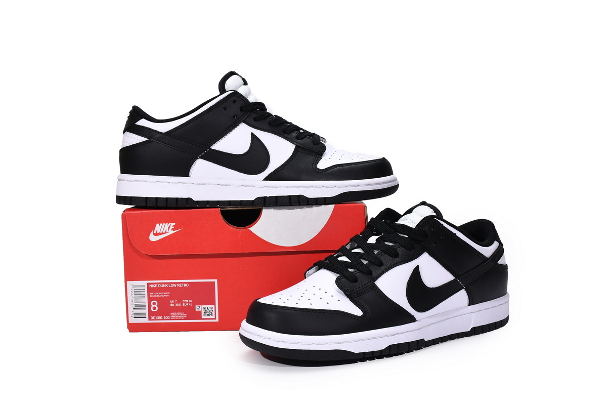 black panda dunks
