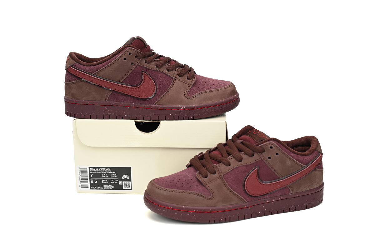 Nike SB Dunk Low Premium Valentine's Day Women