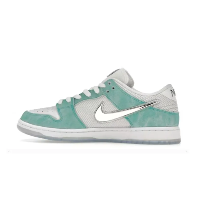 Nike SB Dunk Low April Skateboards