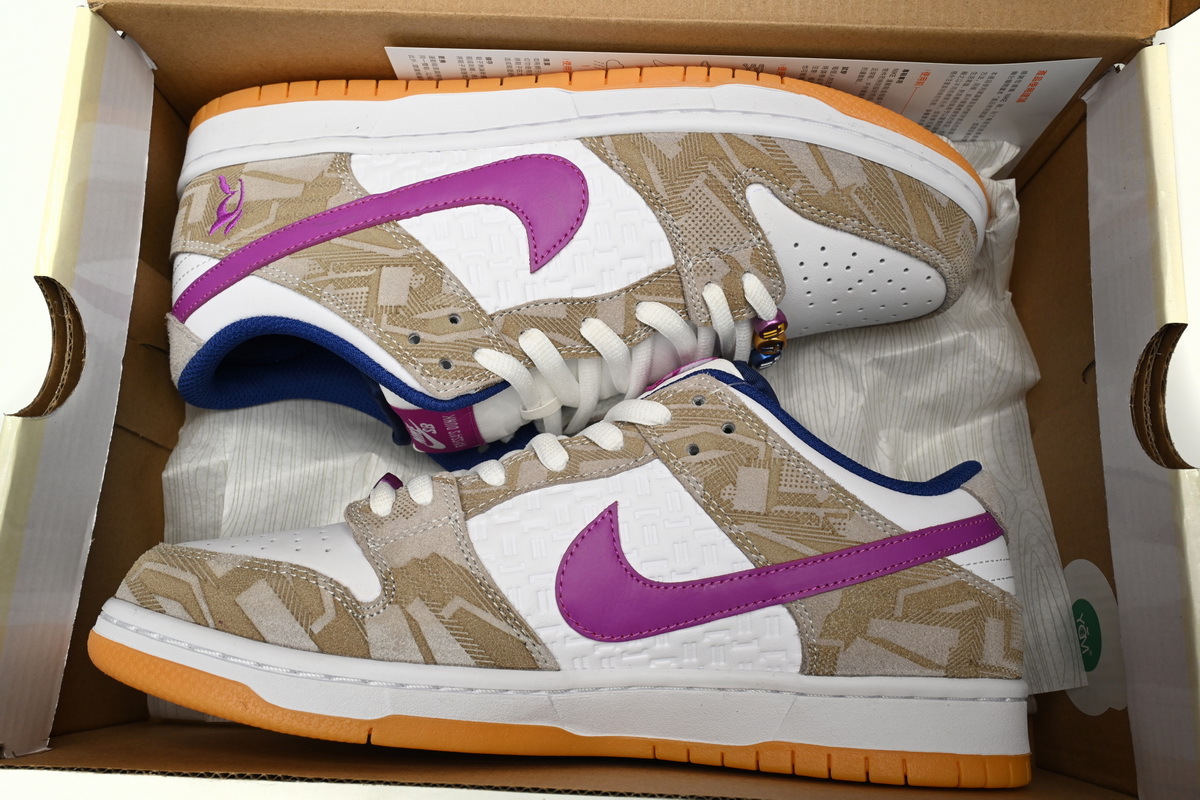 Rayssa Leal x Dunk Low SB Deep Royal Vivid Purple FZ5251 001