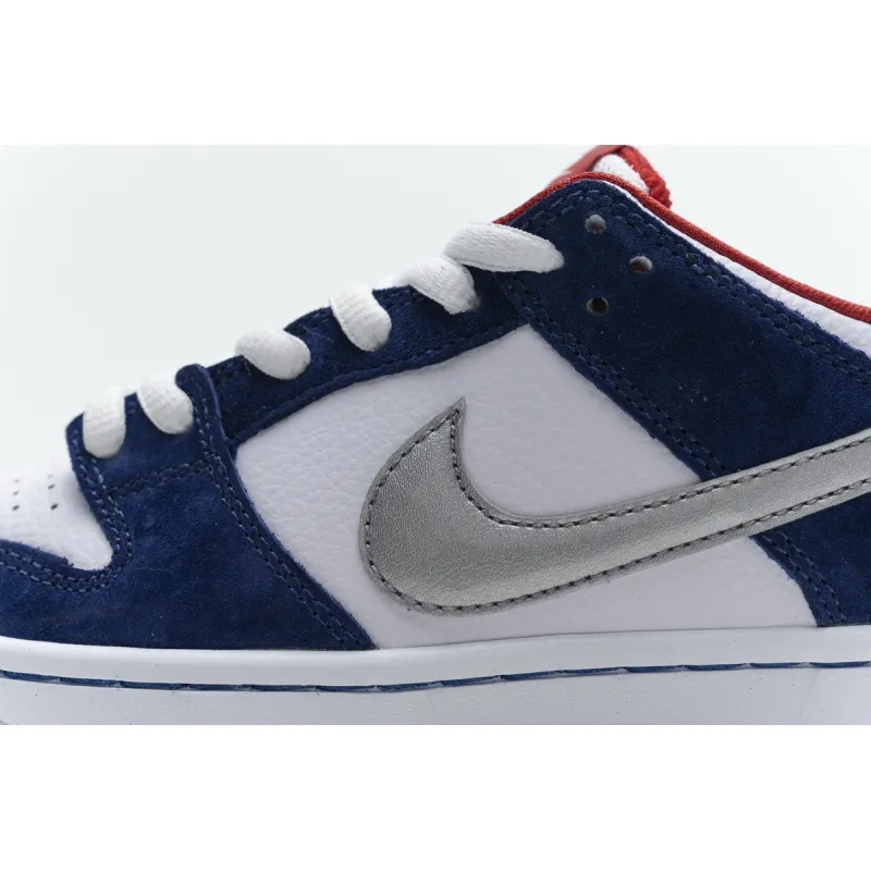 Nike SB Dunk Low Ishod Wair BMW 839685-416