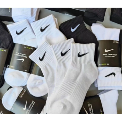 Nike Socks 01