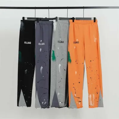 Gallery Dept. Painted Sweatpants 01