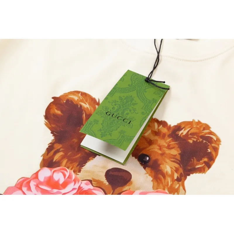 G*u*i logot-shirt
