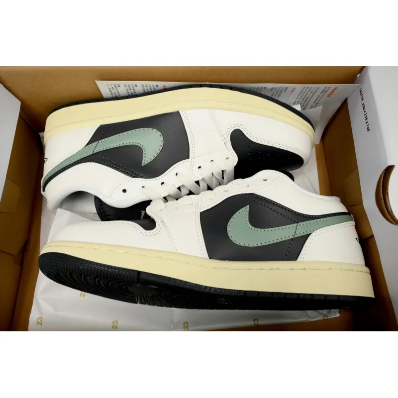 Jordan 1 Low Jade Smoke DC0774-001