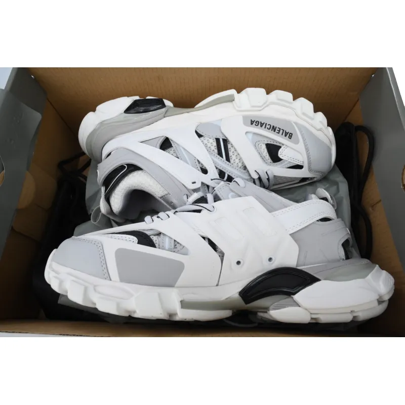 Ba*len*cia*ga track white gray black