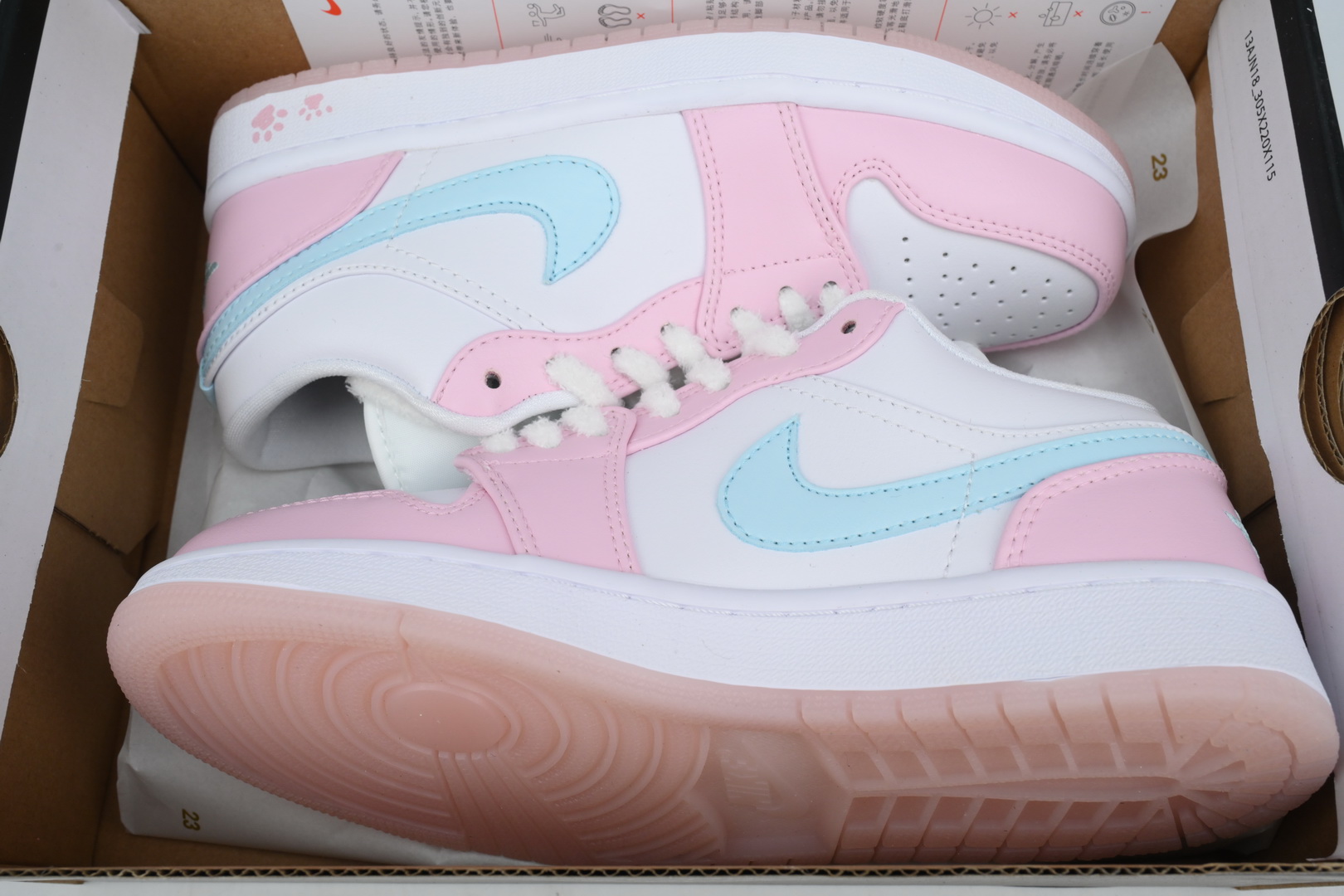 Jordan 1 Low SE Paw Print Pink Foam HM3706-141