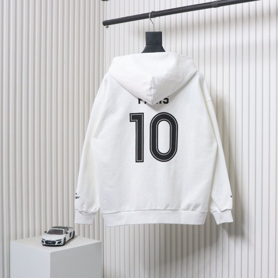 Balencigia Hoodie Black and White