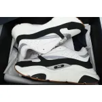 B22 White Black