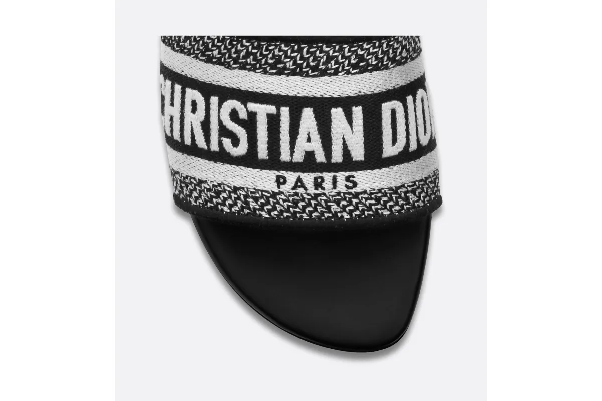 Dway Slide Black Embroidered Cotton