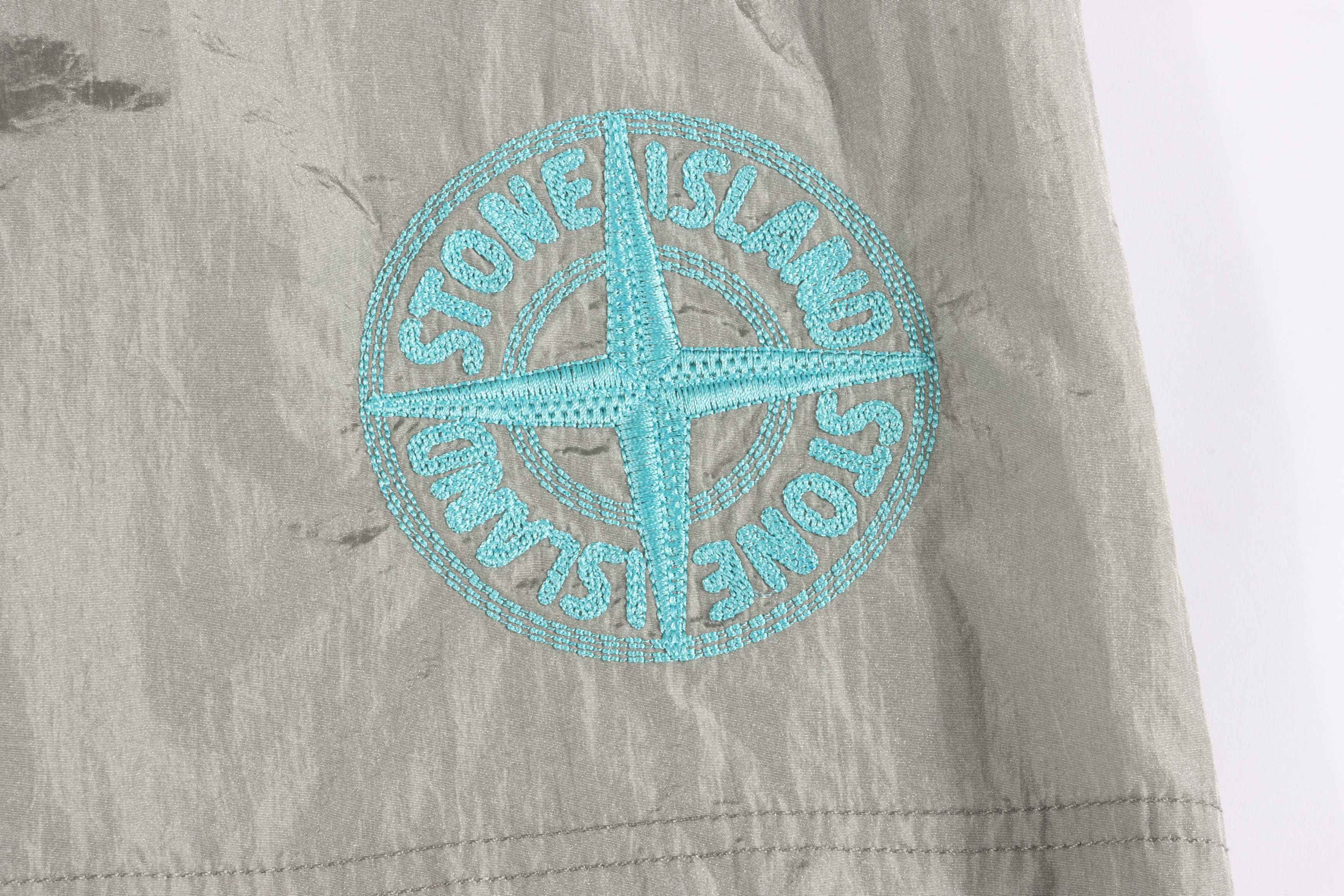 Stone Island Compass-badge Crinkled Shorts Grey