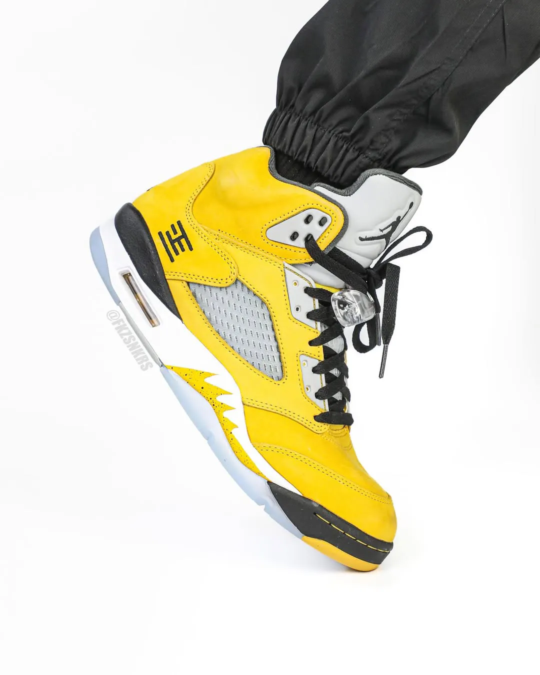 Jordan 5 Retro Tokyo 23 IO3372-700