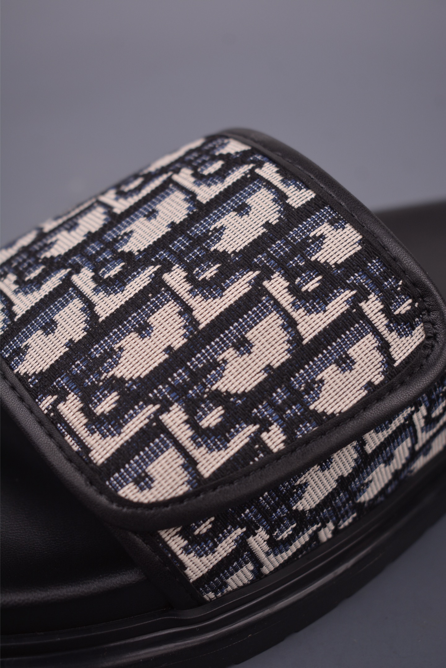 Dior Aqua Sandal Beige and Black