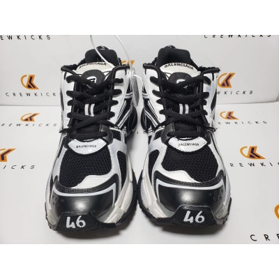 Balenciaga Runner Sneaker Black White 677403 W3RB2 9010 02