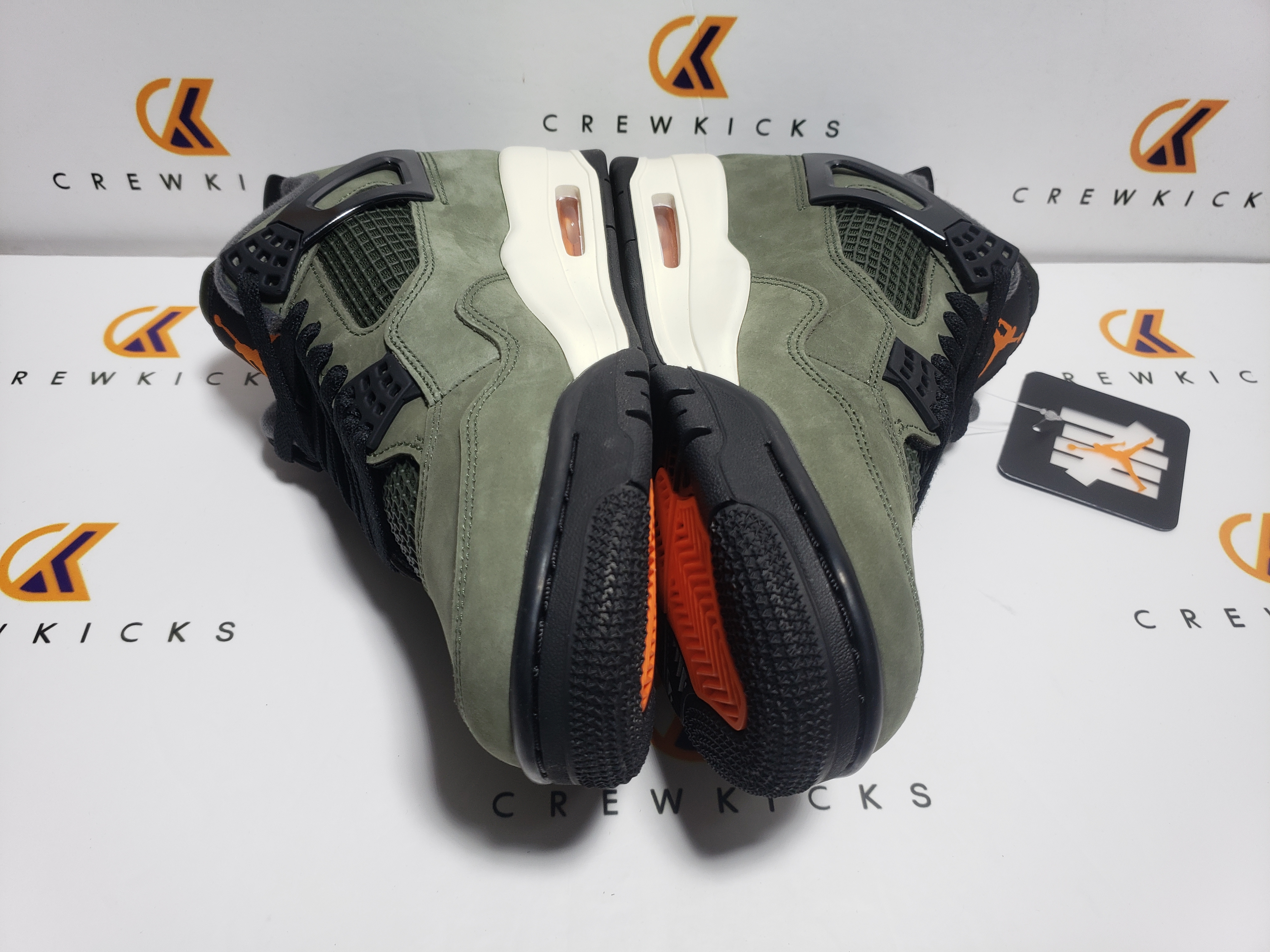 Jordan 4 Retro OG SP Undefeated IB1519-200 