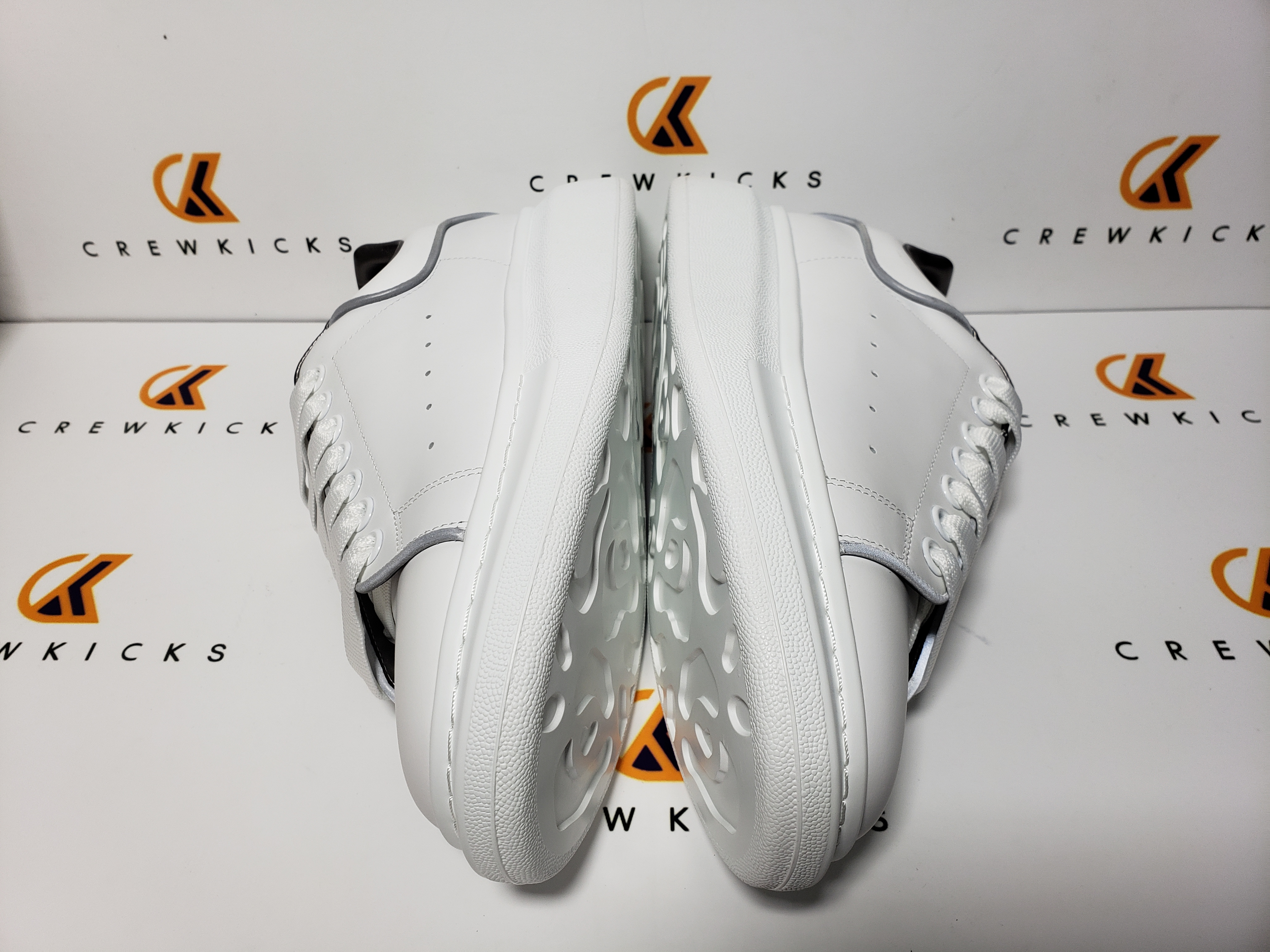  Alexander McQueen Black White Outline