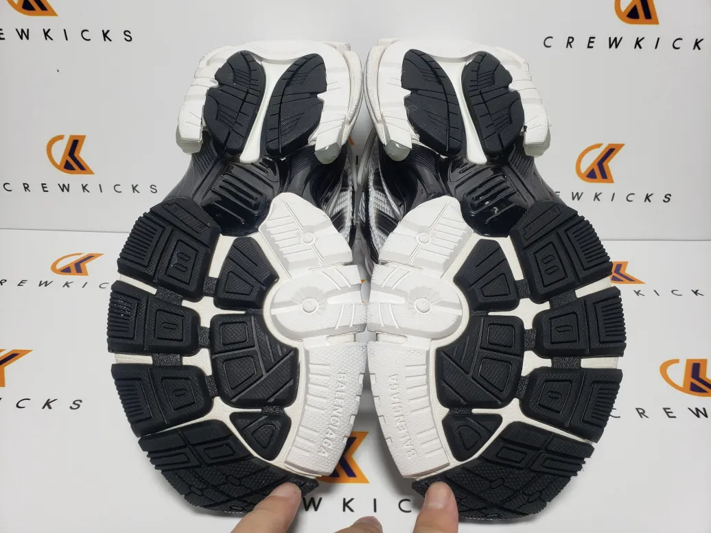 Balenciaga Runner Sneaker Gradient White Black